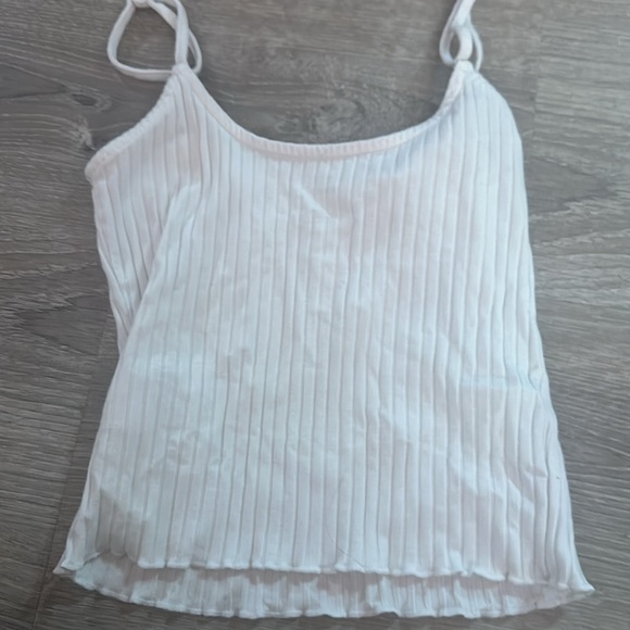 American Eagle XS croptop/cami bundle of 2 - Picture 4 of 7
